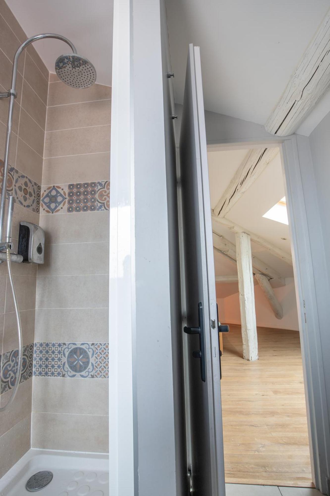 La Chic Comedie - 2 Chambres - Hypercentre - Wifi มงต์เปอลิเยร์ ภายนอก รูปภาพ
